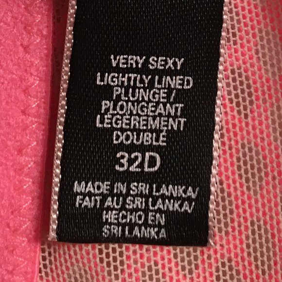 VICTORIA'S SECRET "Very Sexy" After Dark Lightly Lined Plunge Bra NWOT! 32D - Picture 14 of 16